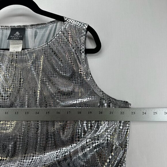 Anxiety Café Vtg 90s Metallic Top Women 18/20 Sleeveless Pullover Stretch Silver - Picture 7 of 9
